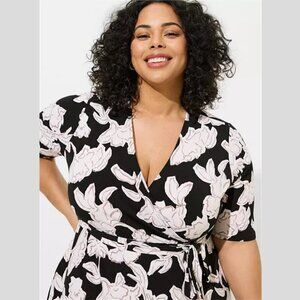Torrid - Surplice Wrap Midi Dress in Sketched Floral, Deep Black​​​​​​